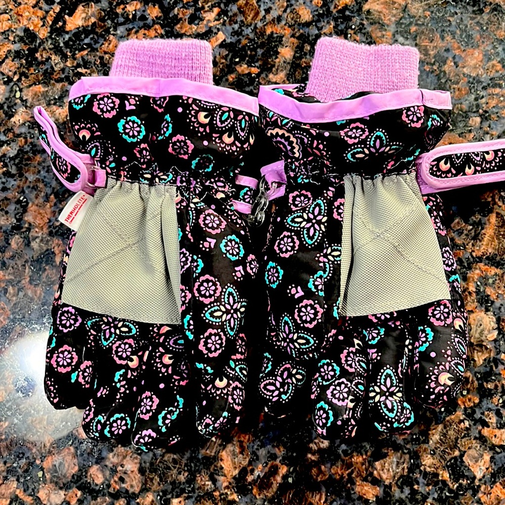 The Children's Pace Gloves